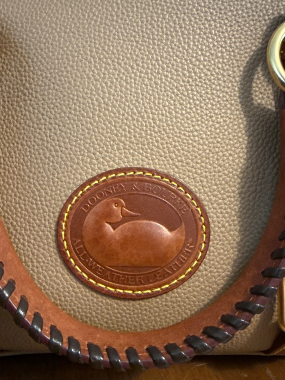 Dooney & Bourke leather purse - Picture 3 of 5
